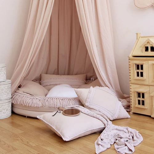 Square Boho pillow with bubbles Powder pink