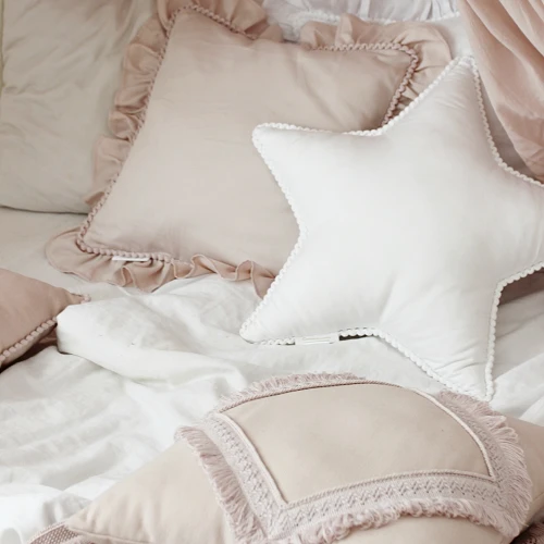 Square lace pillow Powder pink