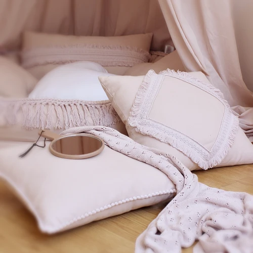 Square lace pillow Powder pink