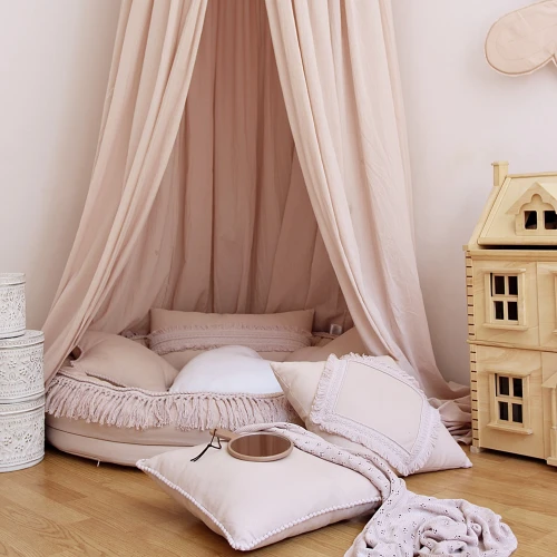 Square lace pillow Powder pink