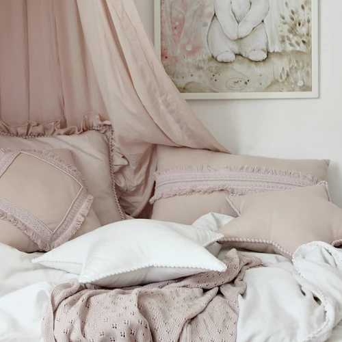 Bubble star pillow White