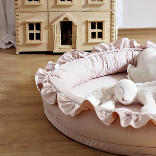Small Junior nest Basic with ruffles Powder pink