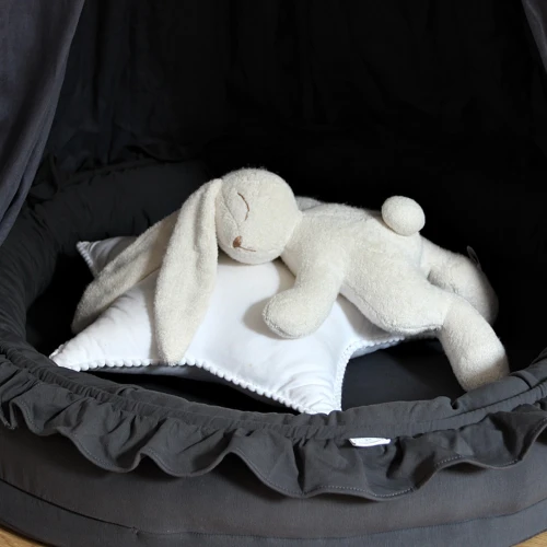 Small Junior nest Basic with ruffles Graphite