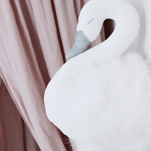 Wall Swan Decoration White with white fur