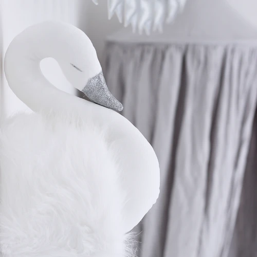 Wall Swan Decoration White with white fur