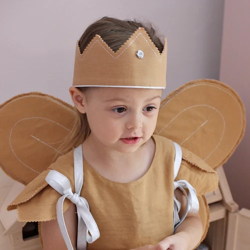 Crown PN Caramel with rose and silver ribbon