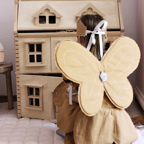 Crown PN Caramel with rose and silver ribbon