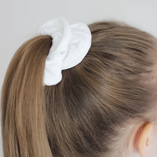 Basic Scrunchie White