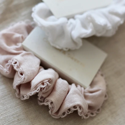 Linen Lace Scrunchie Powder pink
