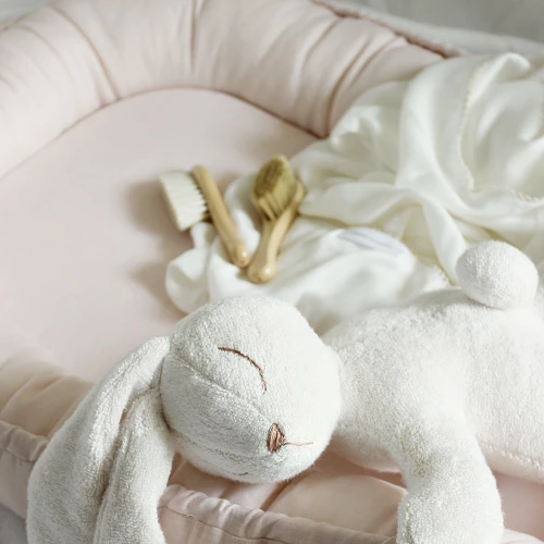 Gniazdko Niemowlęce Pure nature Pudrowy róż - II gatunek (I)