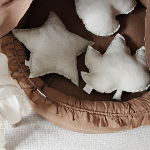 Maple leaf pillow Natur- II quality (I)