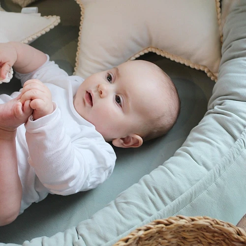 Basic Junior nest without ruffles Sage green