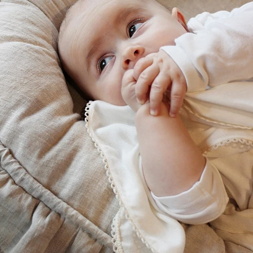 Bamboo diaper with lace Vanilla 43x43 cm