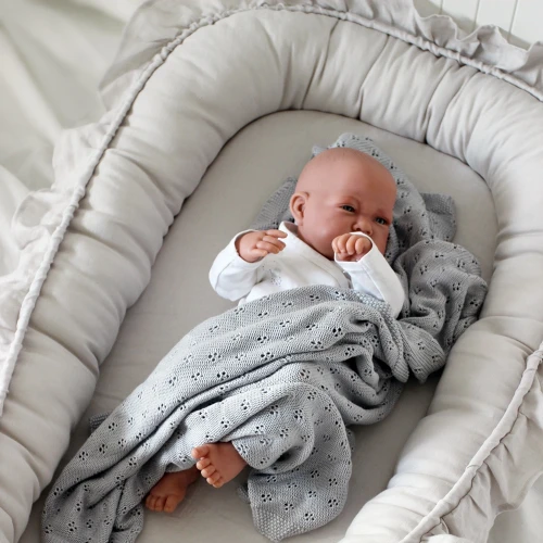 Baby nest with ruffles PN Light grey