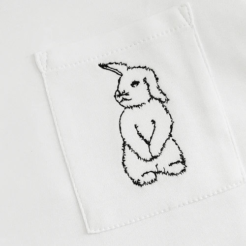 Biały T-shirt dziecięcy szkolny Premium z haftem Króliczek 