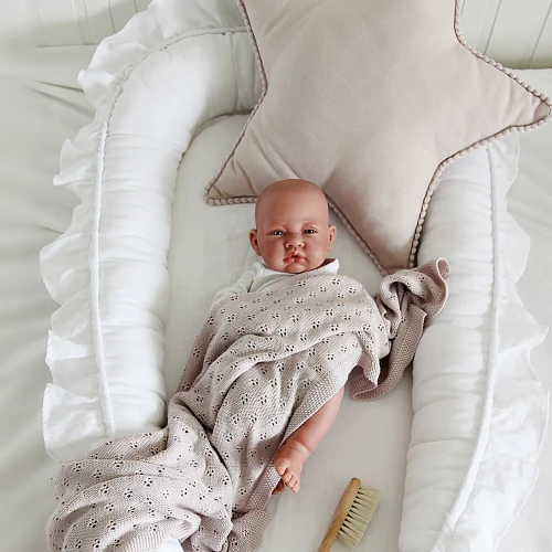Baby nest with ruffles PN White