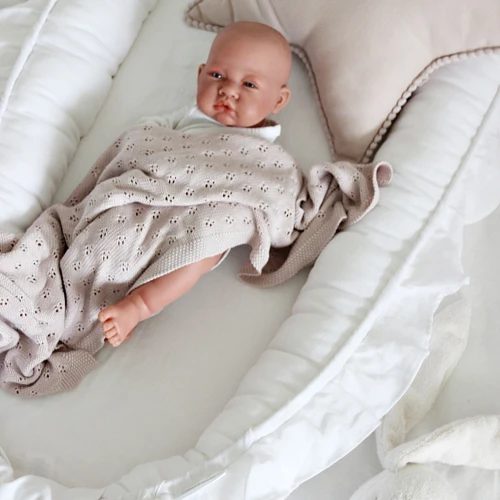 Baby nest with ruffles PN White