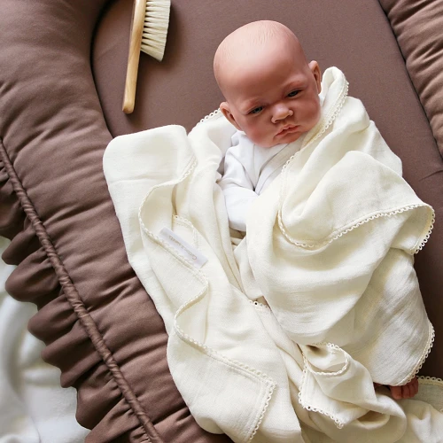 Gniazdko niemowlęce Simply Glamour Czekoladowe