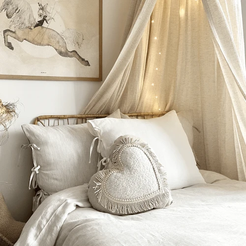 Boho Twist heart pillow Natural