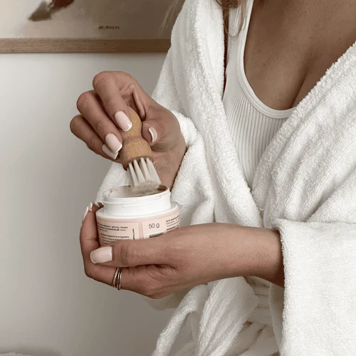 Szczoteczka do nakładania maseczek, masażu i peelingu