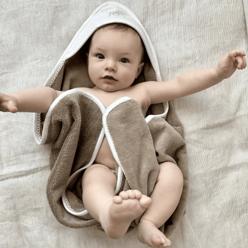 Newborn Premium hooded towel Fawn Chocolate 80x80 cm  