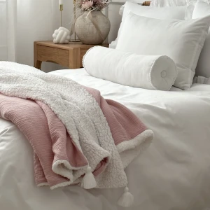 Dwustronny muślinowy pled Bubblegum