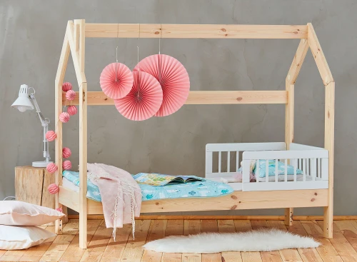 Łóżko-domek 160x70 cm