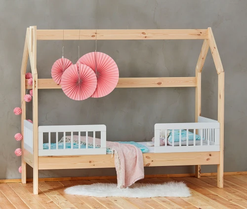 Łóżko-domek 160x70 cm