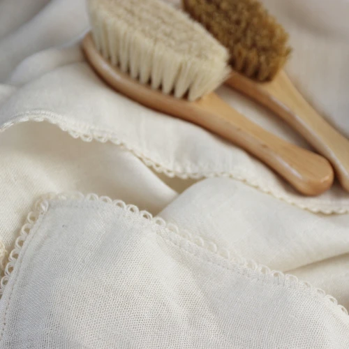 Bamboo swaddle with lace Junior 100x135 cm Vanilla