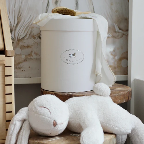 Bamboo diaper with lace Vanilla 43x43 cm