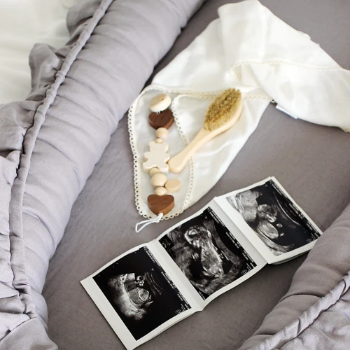 Bamboo diaper with lace Vanilla 43x43 cm