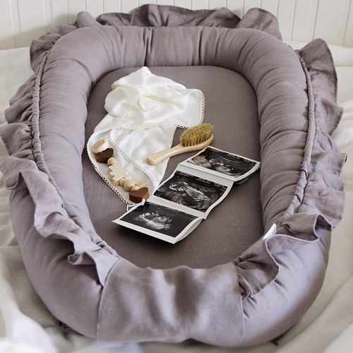 Bamboo diaper with lace Vanilla 43x43 cm