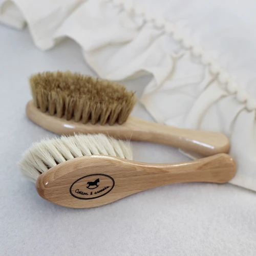Children's cradle cap brush made of bristles