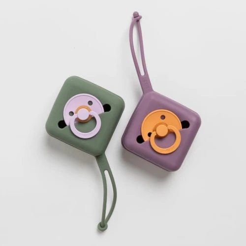 BIBS PACIFIER CASE BLUSH pojemnik na 3 smoczki