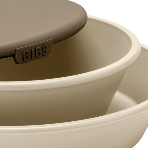 BIBS DINNER PLATE SET VANILLA plate with a bowl and a lid
