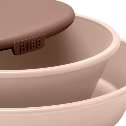 BIBS DINNER PLATE SET BLUSH plate with a bowl and a lid