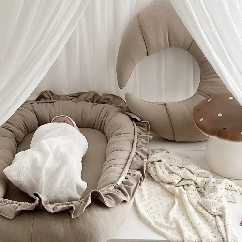 Croissant pillow Harry Cappuccino