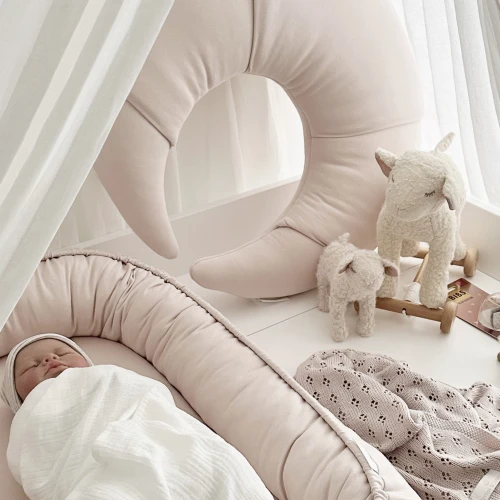 Baby nest BASIC without ruffles Powder pink