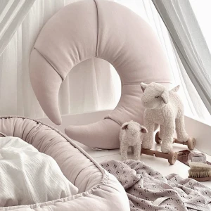 Croissant pillow Harry Powder pink