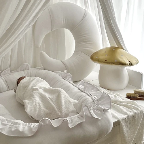 Croissant pillow Harry White