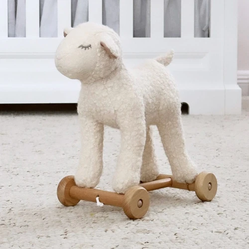 Wełniana owieczka Mary do ciągnięcia | Egmont Toys®