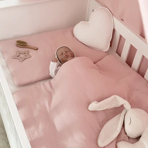 Muslin newborn bedding set Bubblegum