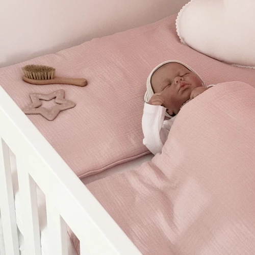 Muslin newborn bedding set Bubblegum