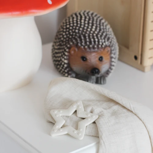 BIBS BABY BITIE STAR IVORY baby teether