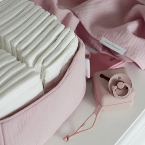 BIBS PACIFIER CASE BLUSH pojemnik na 3 smoczki